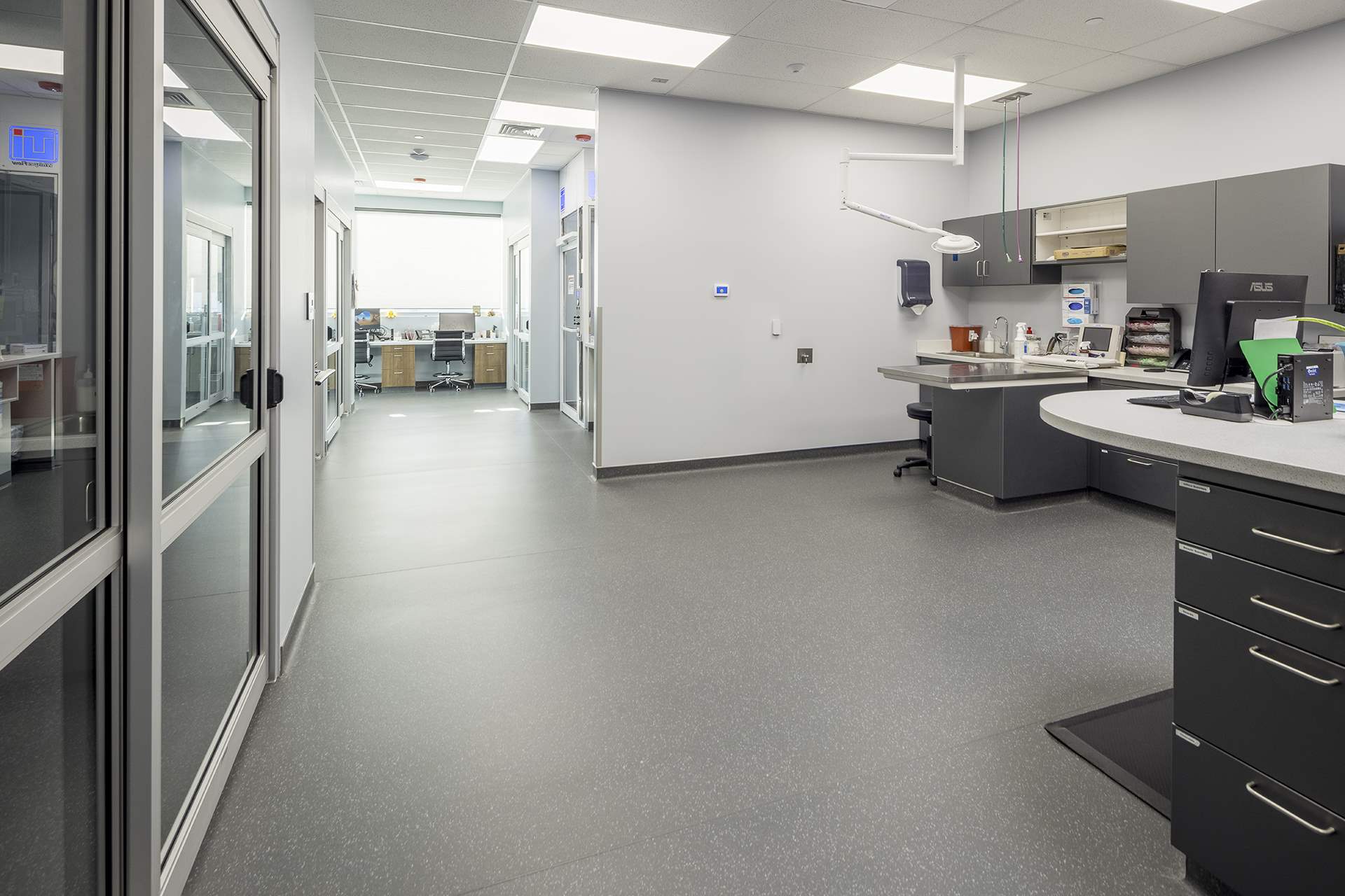 Veterinary Specialty Center | Veterinary Case Studies | Altro USA