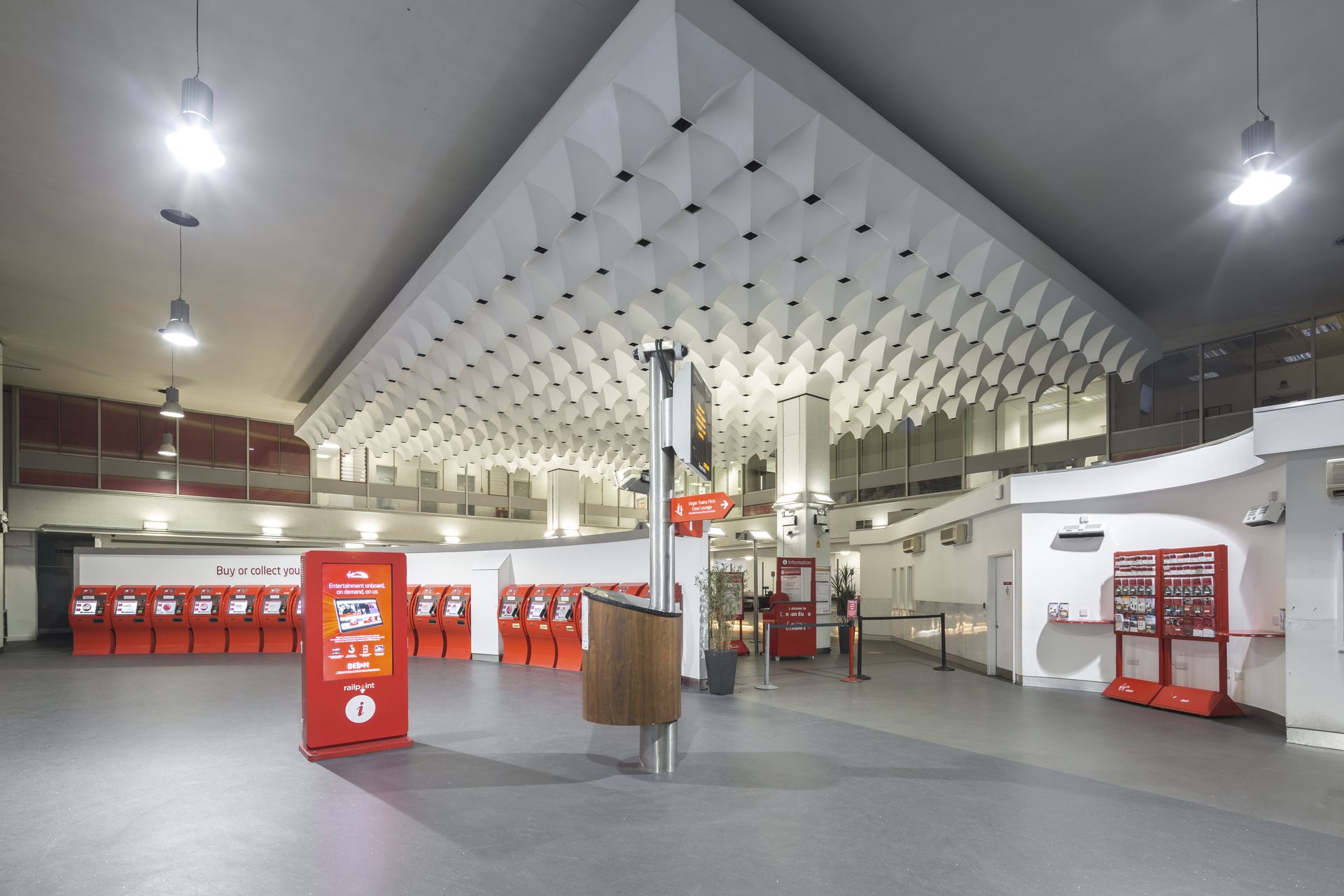 Virgin Ticket Hall Euston Station_03 | Altro